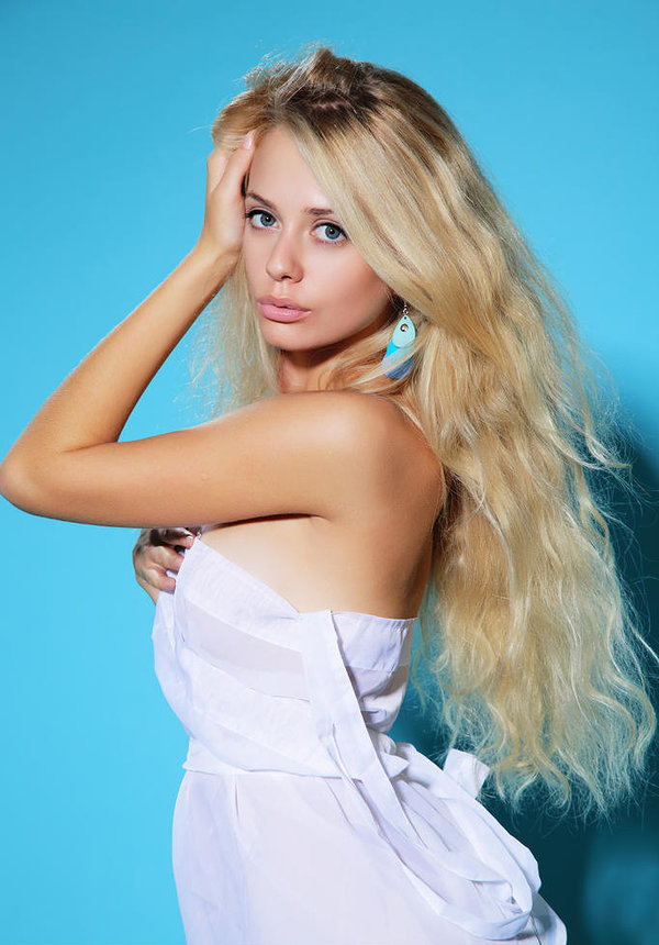 Юла, 25 лет, 5 размер груди